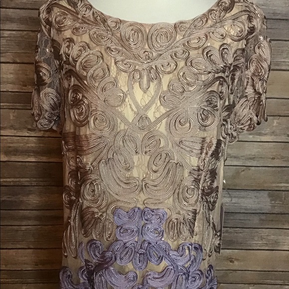 💛HP💛 Absolutely stunning Dress, so much detail! Worn 1 time - Picture 2 of 6